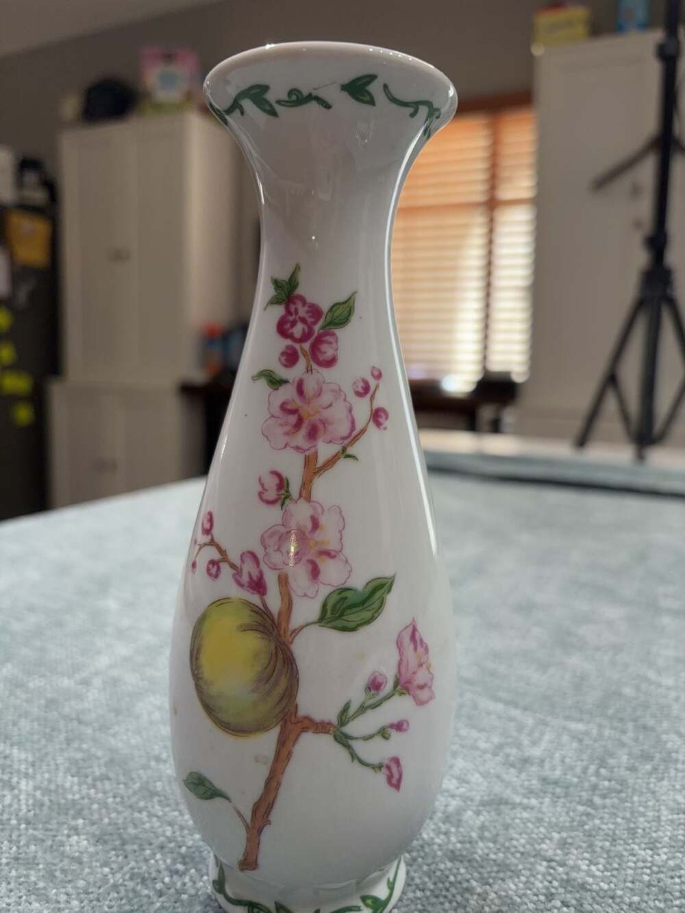 Royal Gallery 8-inch Porcelain Floral and Butterfly Bud Vase